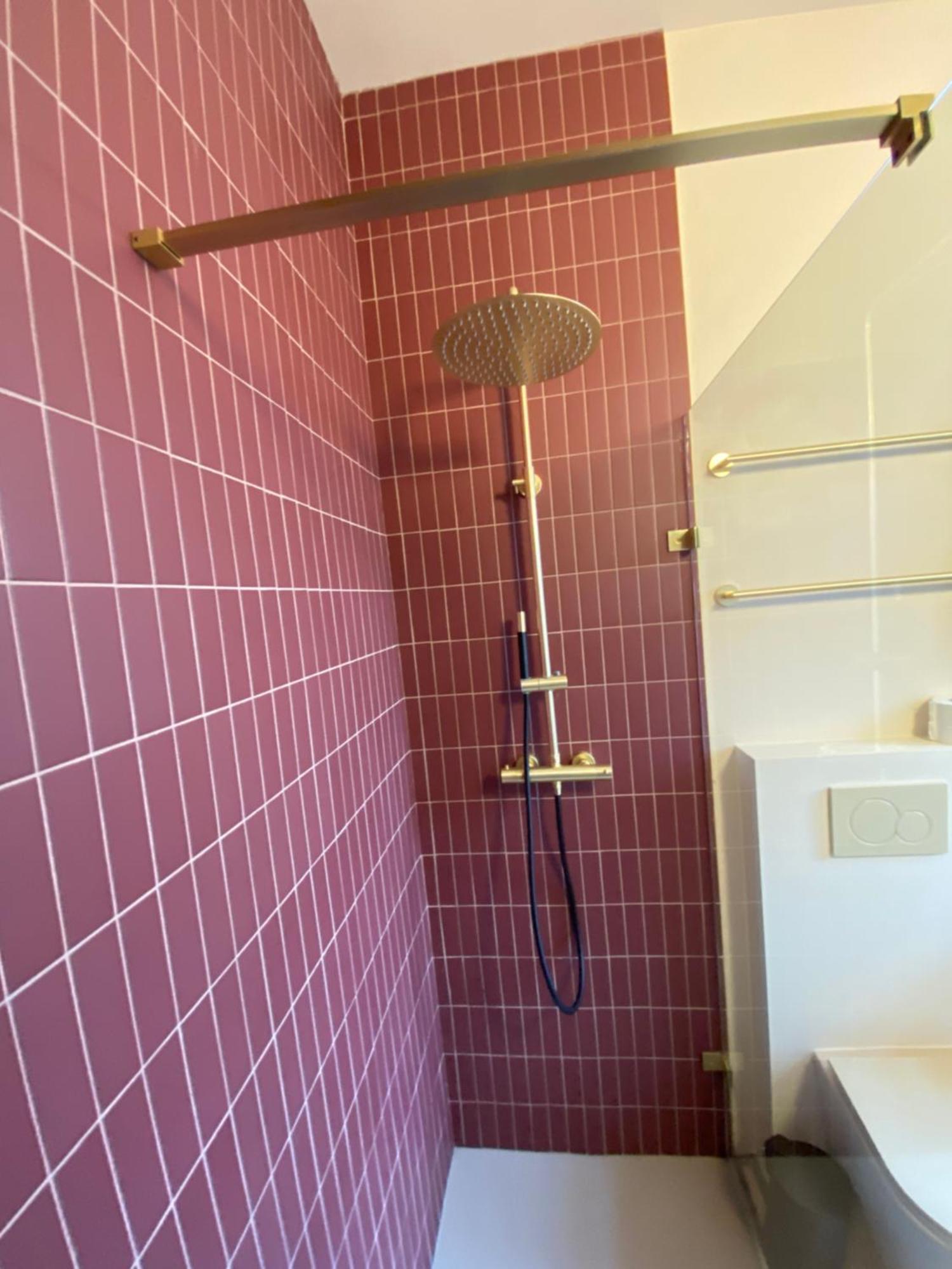 J And R Brussels City Apartment מראה חיצוני תמונה