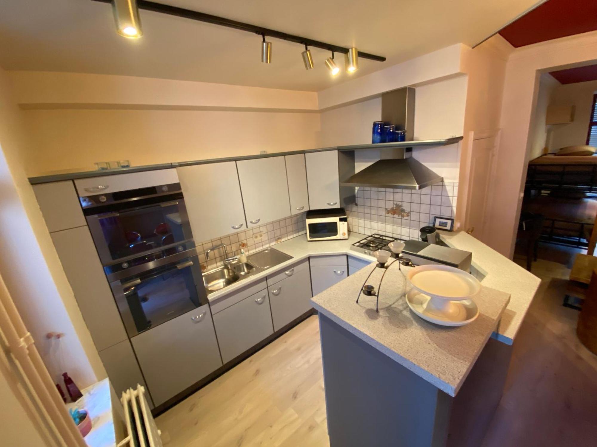 J And R Brussels City Apartment חדר תמונה