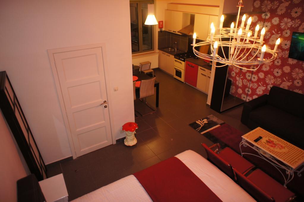 J And R Brussels City Apartment מראה חיצוני תמונה